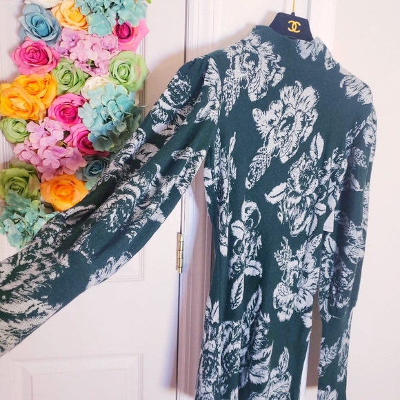 FREE PEOPLE Dress Long Sleeve Mini Sweater Wool Mock Neck Floral Boho Green XS - Picture 7 of 10